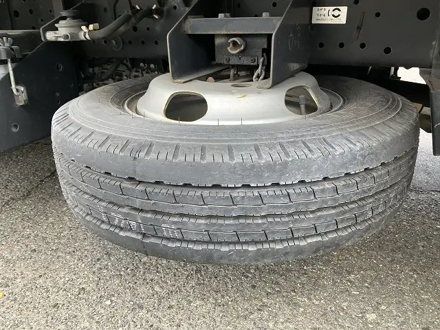 いすゞ エルフ 小型 平ボディ 2RG-NHR88A R2の中古トラック画像16