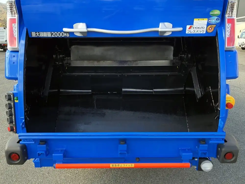 三菱 キャンター 小型 パッカー車 プレス式 2RG-FEAV0の中古トラック画像7