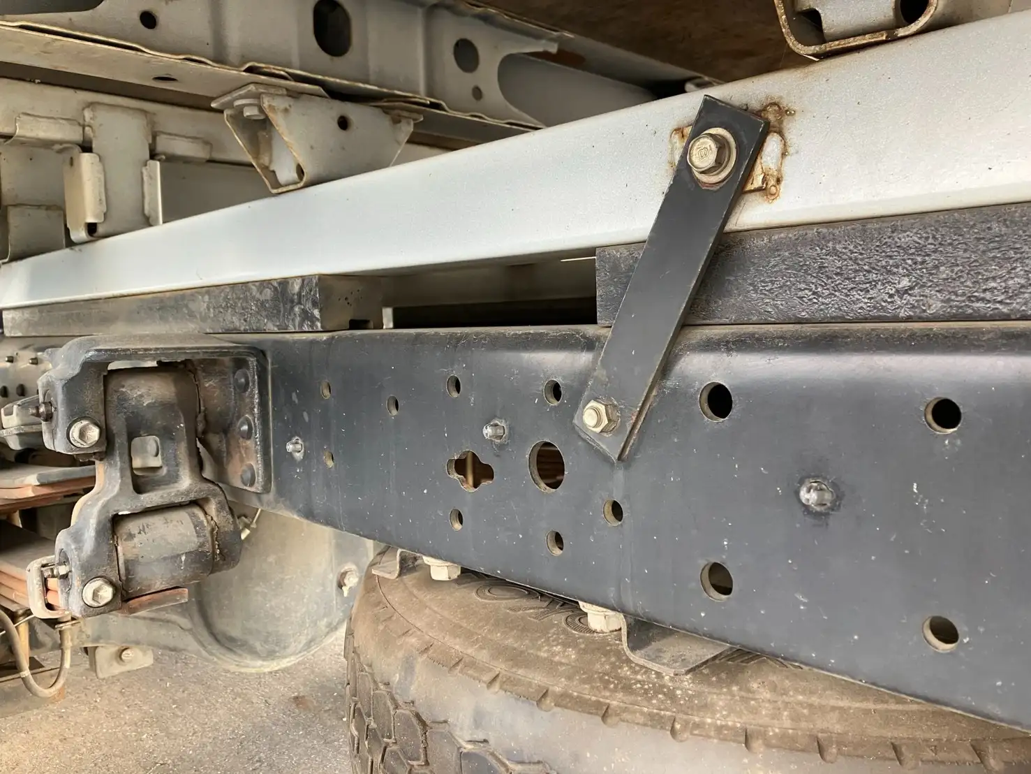 日野 デュトロ 小型 クレーン付 床鉄板 4段の中古トラック画像18