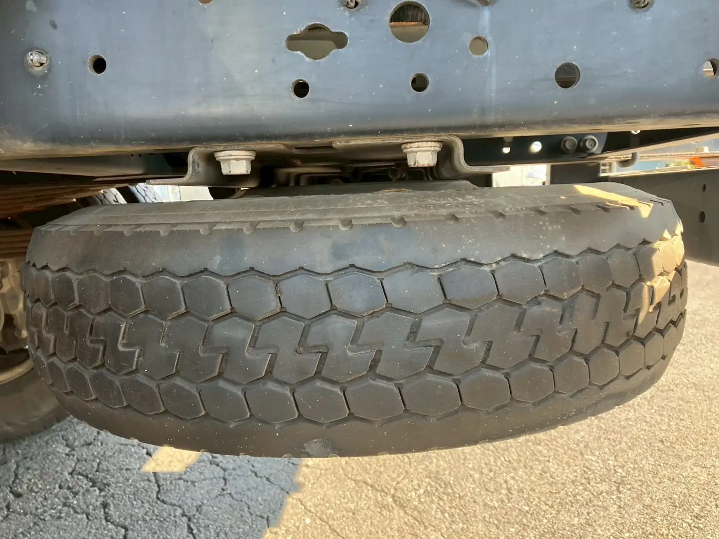 日野 デュトロ 小型 クレーン付 床鉄板 4段の中古トラック画像像17