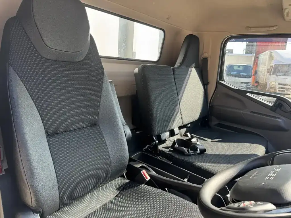 三菱 キャンター 小型 ウイング 2RG-FEB50 R7の中古トラック画像11