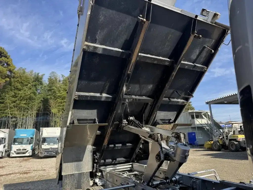 三菱 ファイター 中型/増トン ダンプ コボレーン TKG-FK71Fの中古トラック画像15