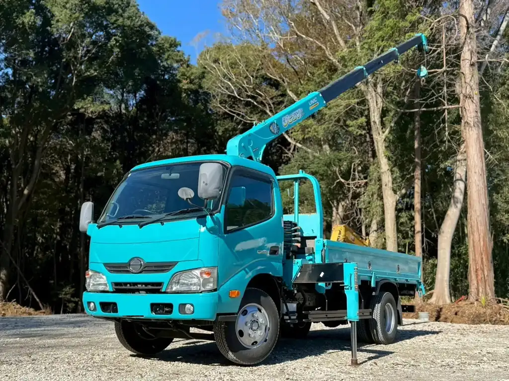 日野 デュトロ 小型 クレーン付 4段 ラジコン の中古トラック【車両No.202106】