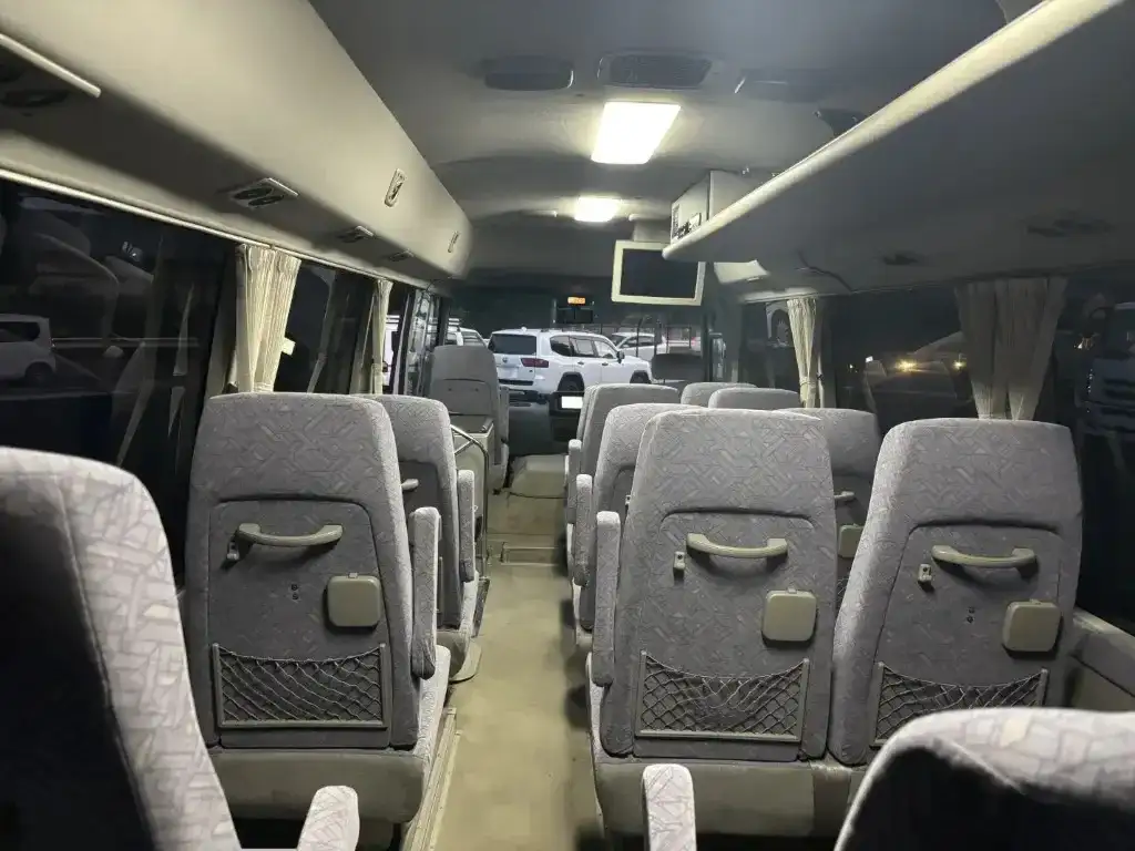 トヨタ コースター 小型 バス マイクロバス BDG-XZB51の中古トラック画像15