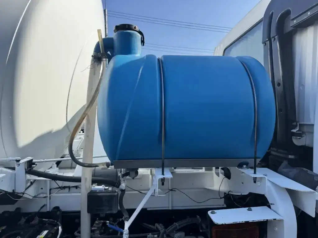 三菱 ファイター 中型/増トン ミキサー・ポンプ ベッド QDG-FQ62Fの中古トラック画像7