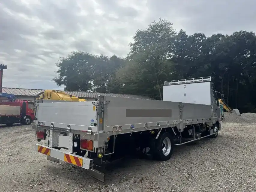 三菱 ファイター 中型/増トン 平ボディ アルミブロック ベッドの中古トラック画像3