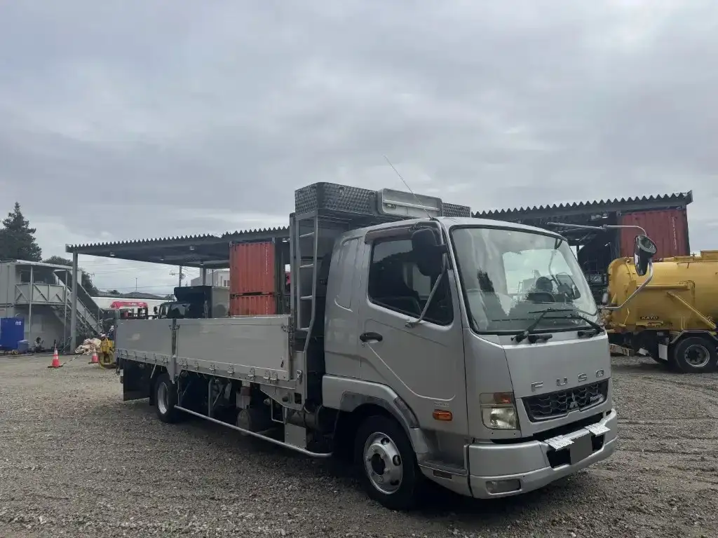 三菱 ファイター 中型/増トン 平ボディ アルミブロック ベッドの中古トラック画像2