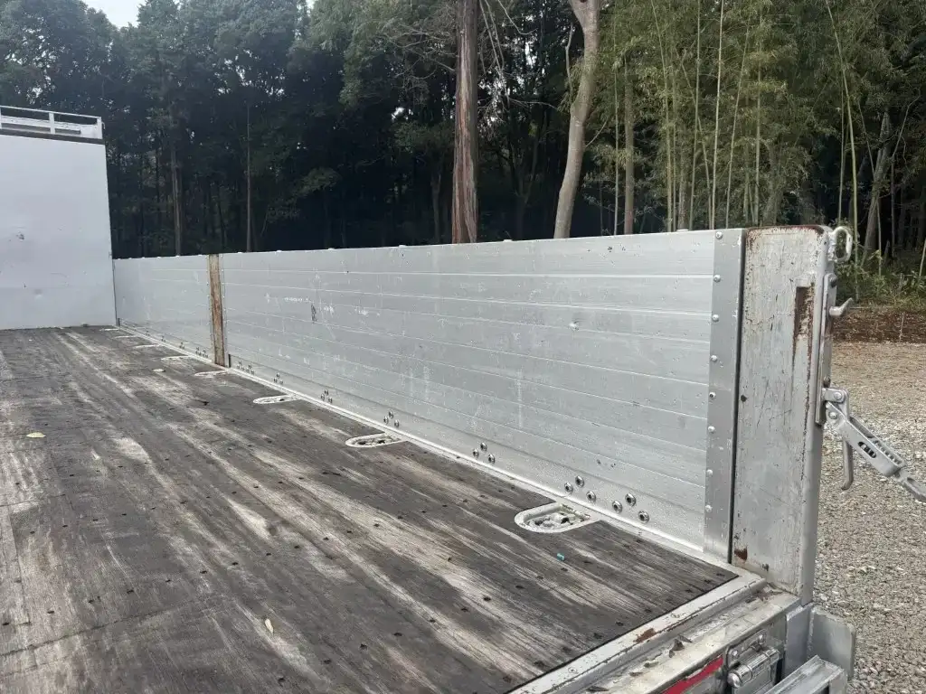 三菱 ファイター 中型/増トン 平ボディ アルミブロック ベッドの中古トラック画像10