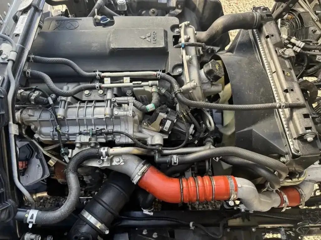 三菱 キャンター 小型 アルミバン サイドドア 2PG-FEB50の中古トラック画像19