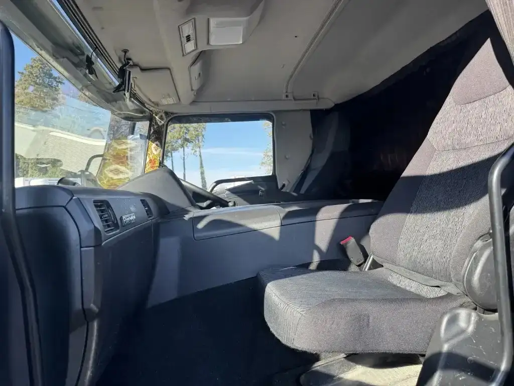 三菱 スーパーグレート 大型 クレーン付 アルミブロック エアサスの中古トラック画像13