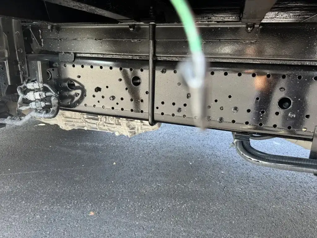 いすゞ フォワード 中型/増トン 平ボディ アルミブロック ベッドの中古トラック画像像17