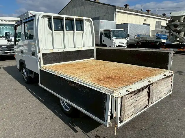 三菱 キャンター 小型 平ボディ Wキャブ TPG-FBA00の中古トラック画像8