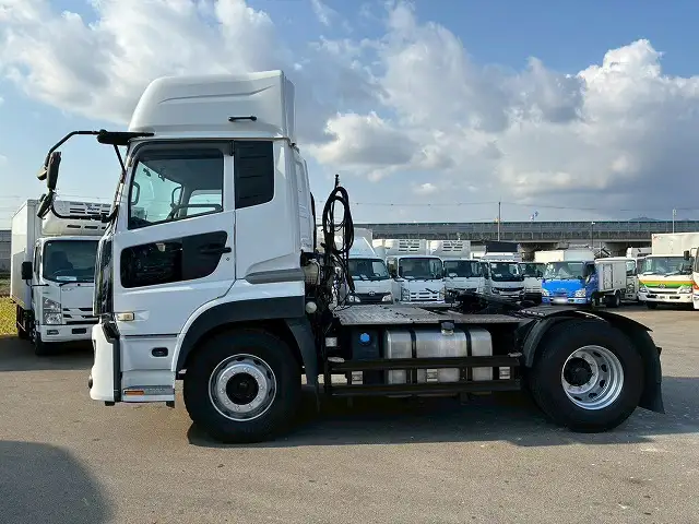 日産UD クオン 大型 トラクター ハイルーフ 1デフの中古トラック画像7