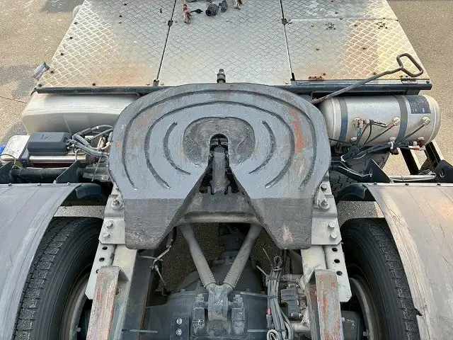 日産UD クオン 大型 トラクター ハイルーフ 1デフの中古トラック画像9