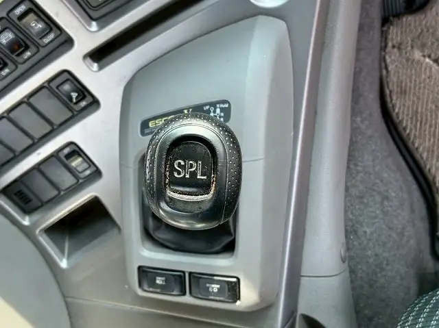 日産UD クオン 大型 トラクター ハイルーフ 1デフの中古トラック画像16