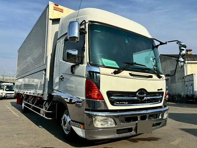 日野 レンジャー 中型/増トン ウイング ベッド TKG-FD7JLAAの中古トラック画像2