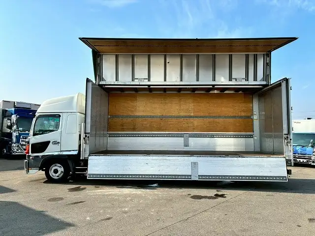 日野 レンジャー 中型/増トン ウイング ベッド TKG-FD7JLAAの中古トラック画像7