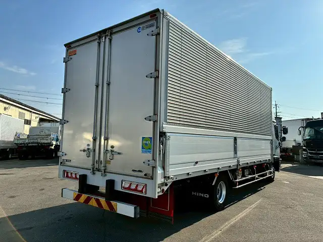 日野 レンジャー 中型/増トン ウイング ベッド TKG-FD7JLAAの中古トラック画像3