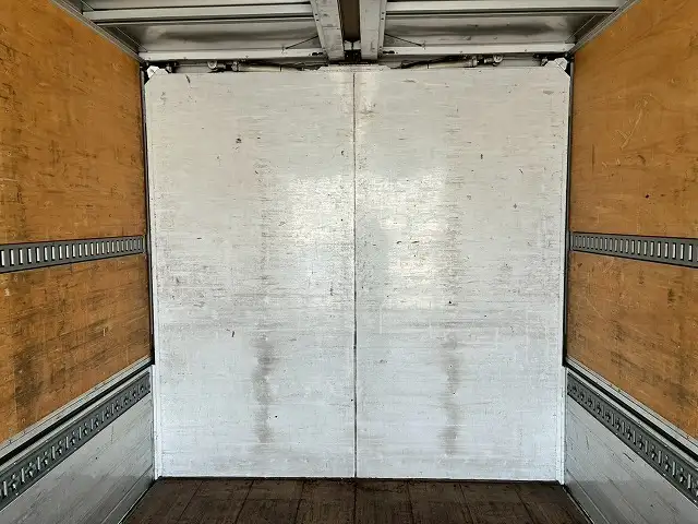 日野 レンジャー 中型/増トン ウイング ベッド TKG-FD7JLAAの中古トラック画像9