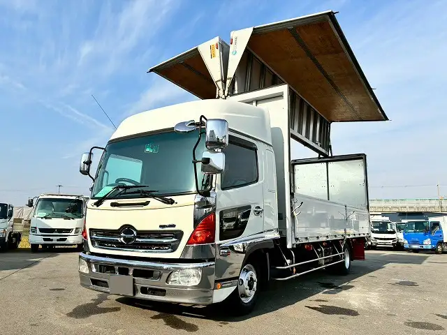 日野 レンジャー 中型/増トン ウイング ベッド TKG-FD7JLAAの中古トラック画像5