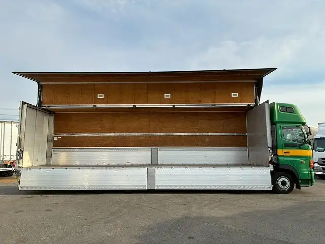 日野 プロフィア 大型 ウイング ハイルーフ エアサスの中古トラック画像6
