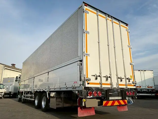 日野 プロフィア 大型 ウイング ハイルーフ エアサスの中古トラック画像4