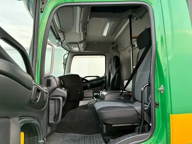 日野 プロフィア 大型 ウイング ハイルーフ エアサスの中古トラック画像11