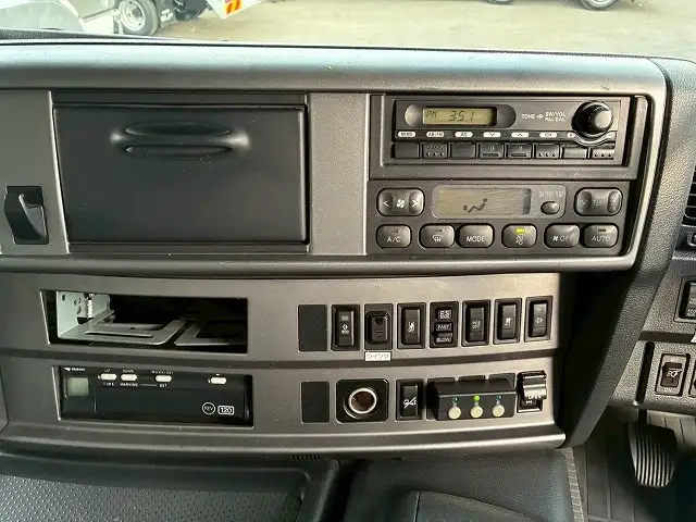 日野 プロフィア 大型 ウイング ハイルーフ エアサスの中古トラック画像15