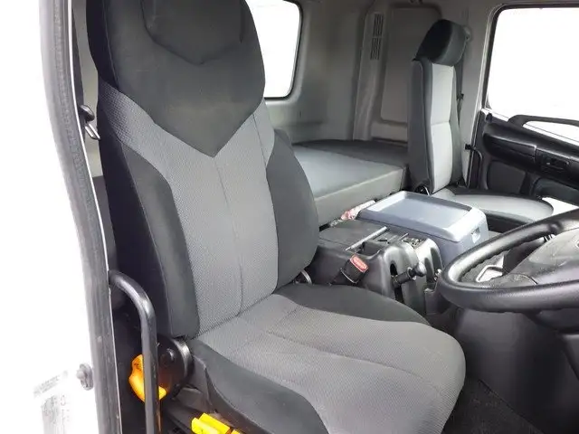 日野 プロフィア 大型 トラクター ハイルーフ 2デフの中古トラック画像6