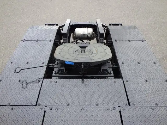 日野 プロフィア 大型 トラクター ハイルーフ 2デフの中古トラック画像5