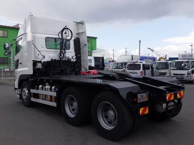 日野 プロフィア 大型 トラクター ハイルーフ 2デフの中古トラック画像4