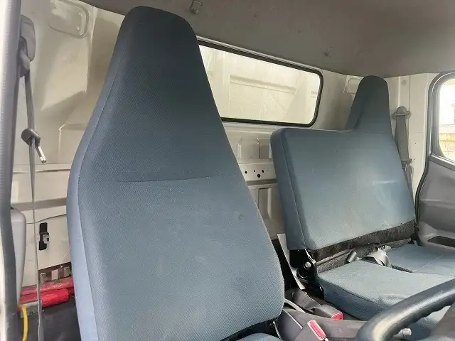 三菱 キャンター 小型 ウイング パワーゲート TKG-FEB80の中古トラック画像11