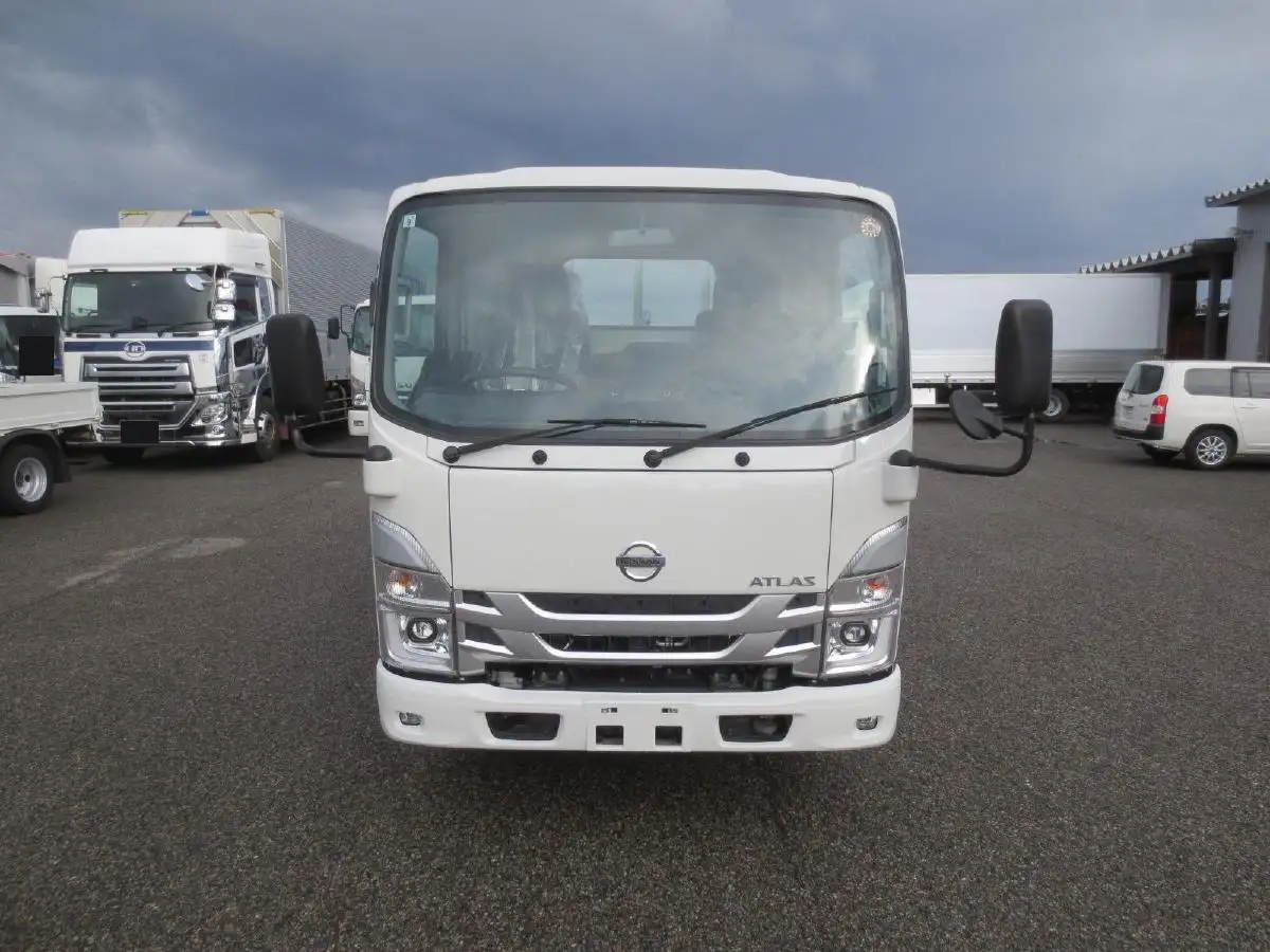 日産 アトラス 小型 平ボディ 2RG-AMR88AR R6の中古トラック画像2