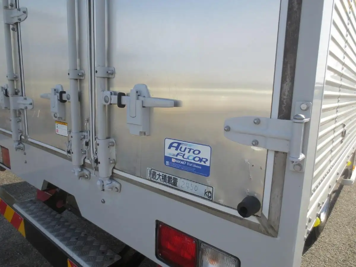 日野 レンジャー 中型/増トン アルミバン 3枚観音 2PG-FC2ABAの中古トラック画像12