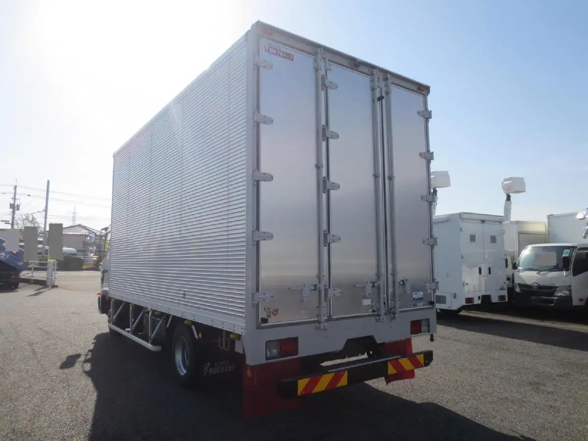 日野 レンジャー 中型/増トン アルミバン 3枚観音 2PG-FC2ABAの中古トラック画像7