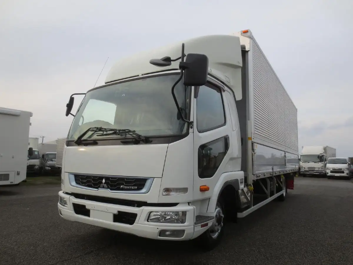 三菱 ファイター 中型/増トン ウイング エアサス ベッド の中古トラック【車両No.202136】
