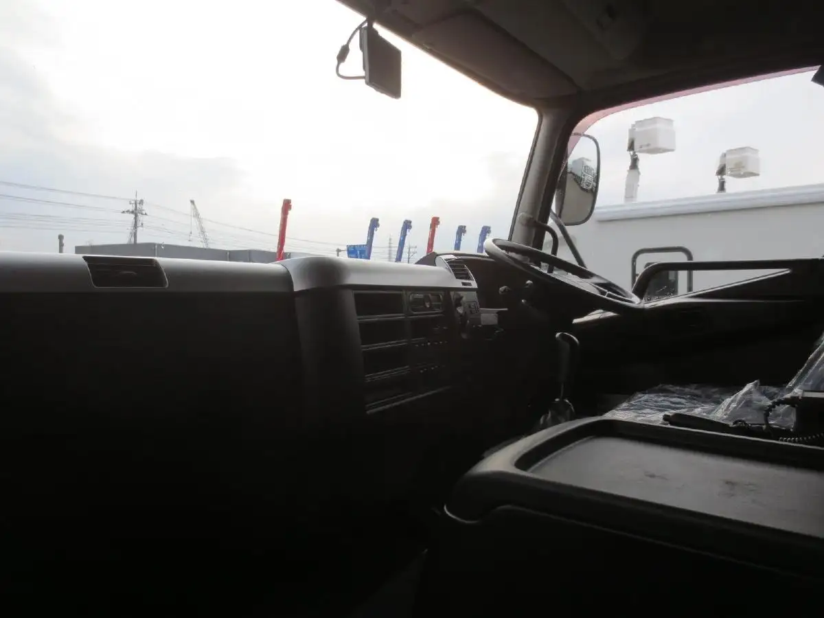 三菱 ファイター 中型/増トン ウイング エアサス ベッドの中古トラック画像16