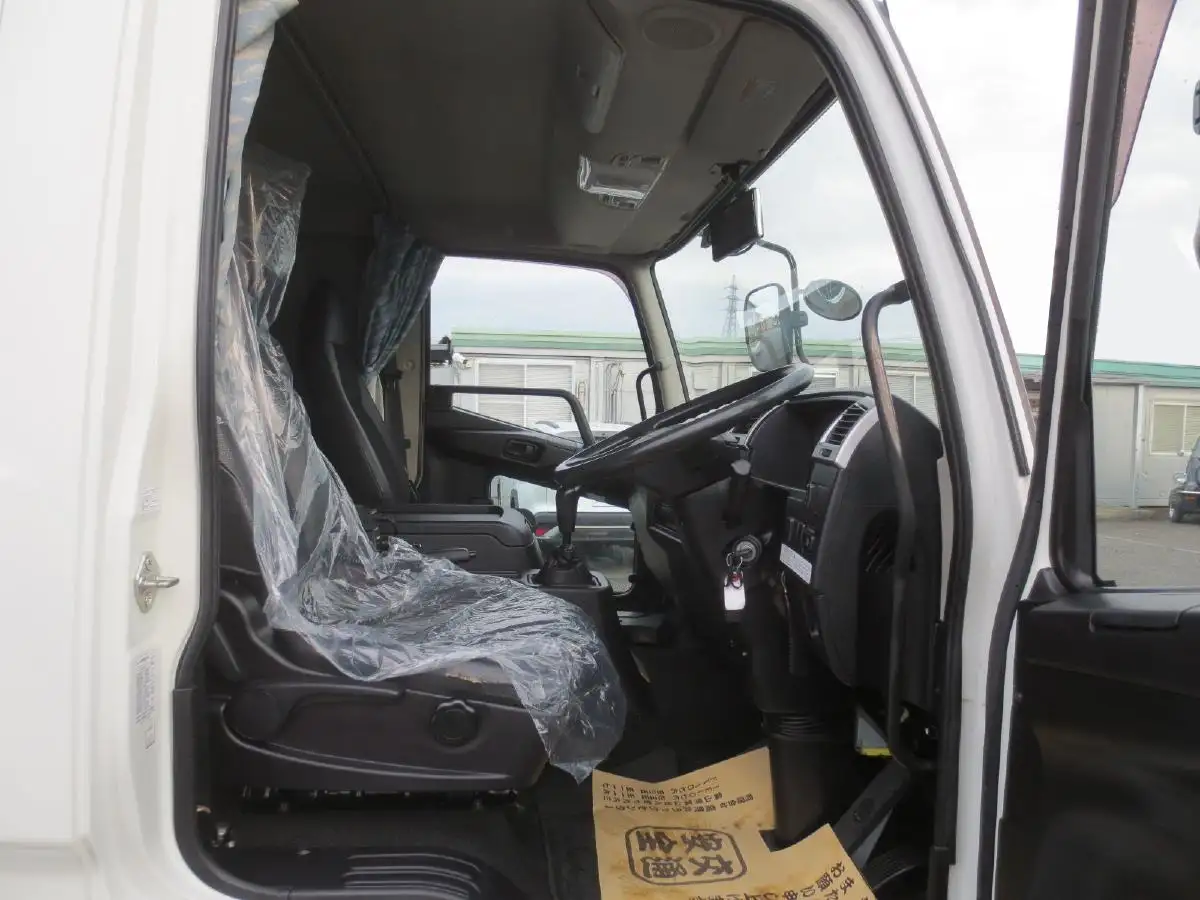 三菱 ファイター 中型/増トン ウイング エアサス ベッドの中古トラック画像15