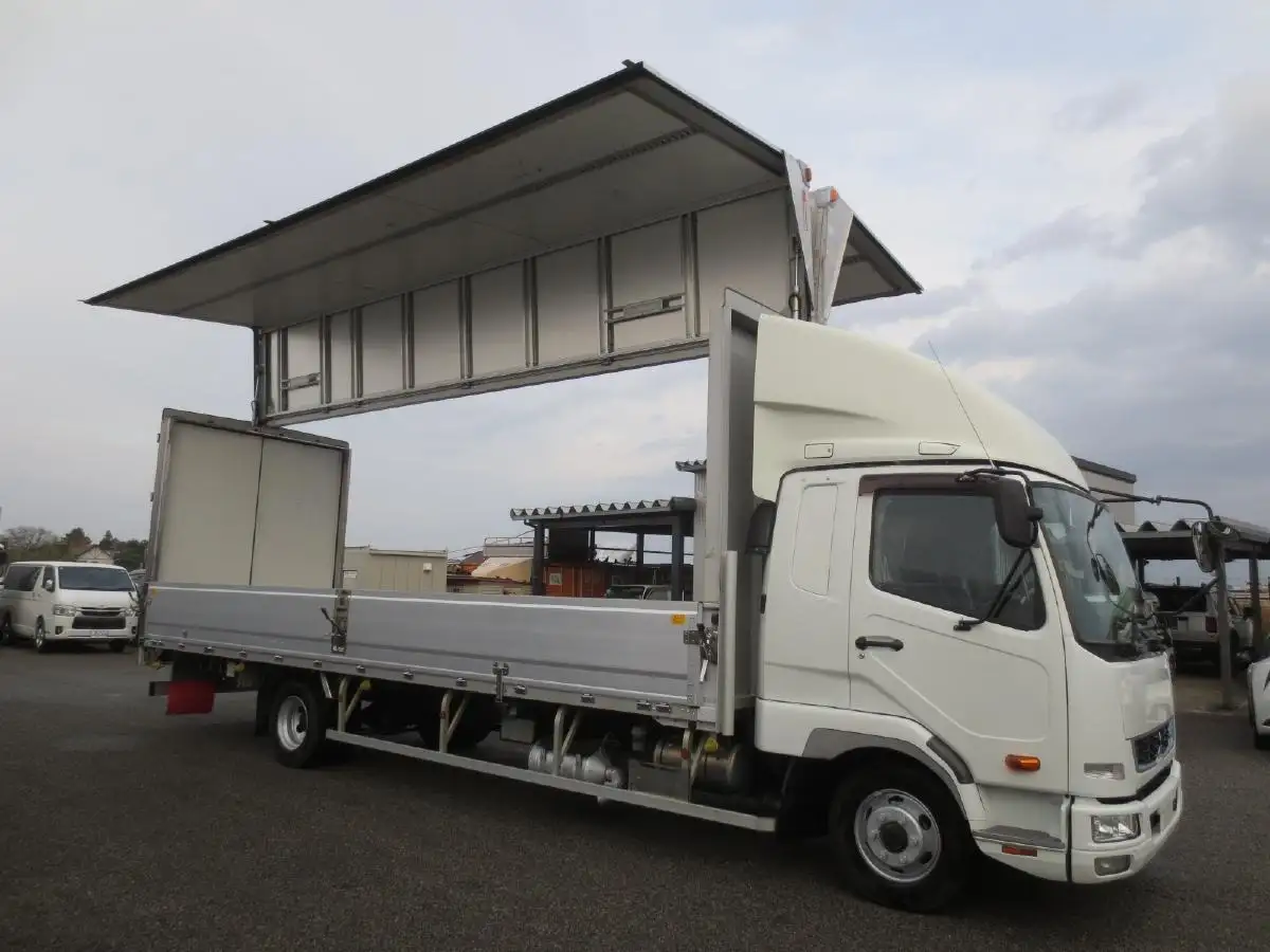 三菱 ファイター 中型/増トン ウイング エアサス ベッドの中古トラック画像4