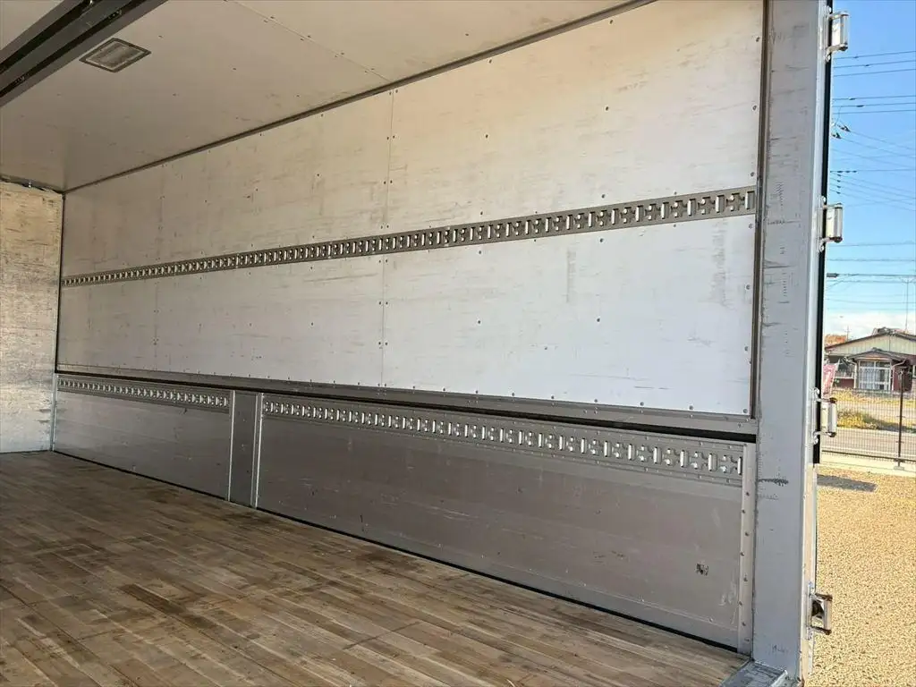 日野 レンジャー 中型/増トン ウイング ベッド 2PG-FD2ABAの中古トラック画像10