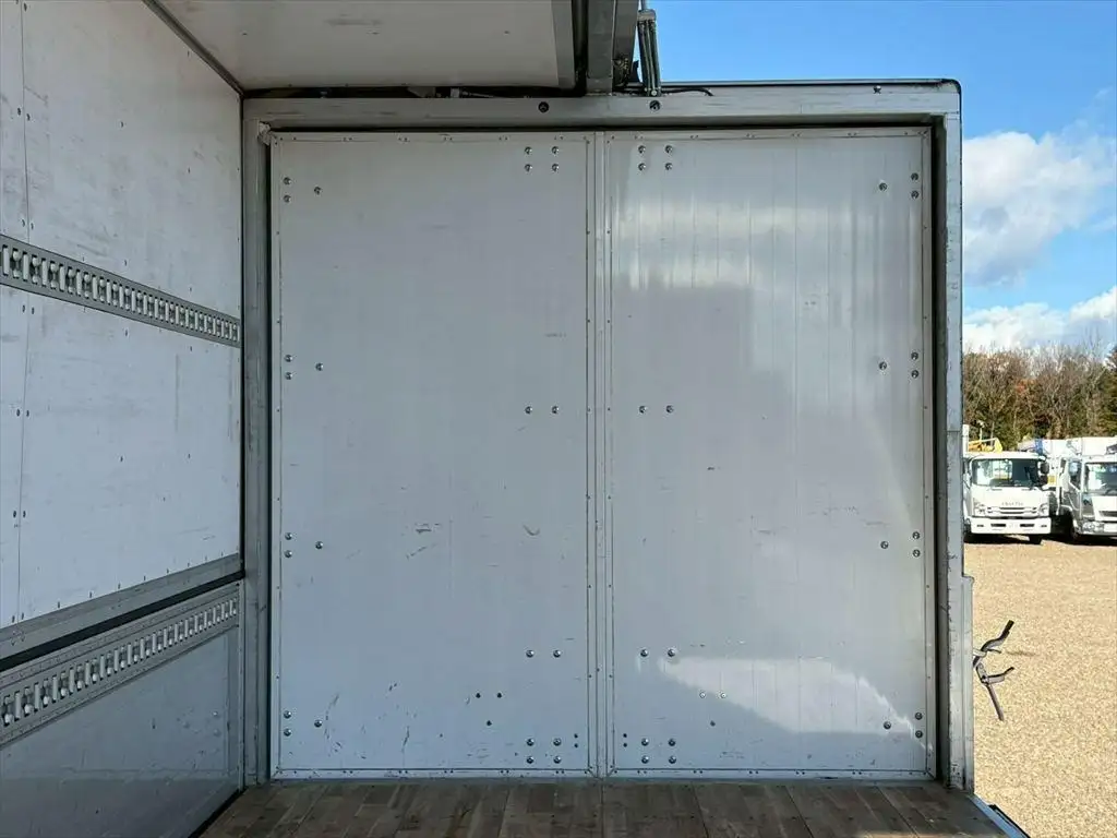 日野 レンジャー 中型/増トン ウイング ベッド 2PG-FD2ABAの中古トラック画像11