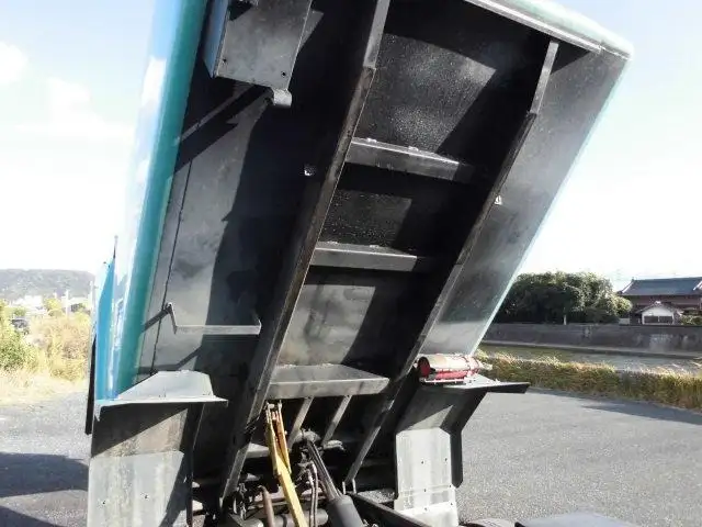 いすゞ エルフ 小型 パッカー車 巻き込み式 回転ダンプ式の中古トラック画像16