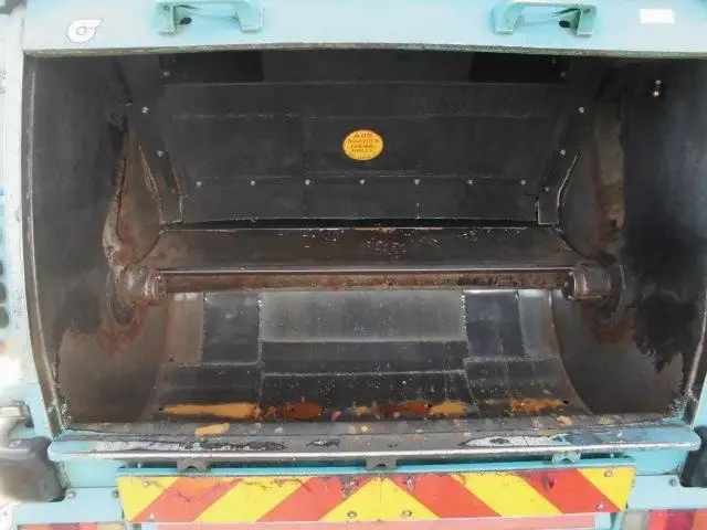 いすゞ エルフ 小型 パッカー車 巻き込み式 回転ダンプ式の中古トラック画像5