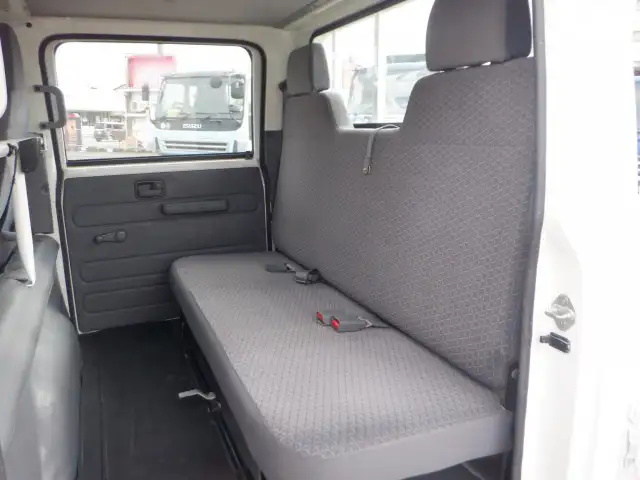 いすゞ エルフ 小型 平ボディ Wキャブ 2RG-NHR88Aの中古トラック画像14