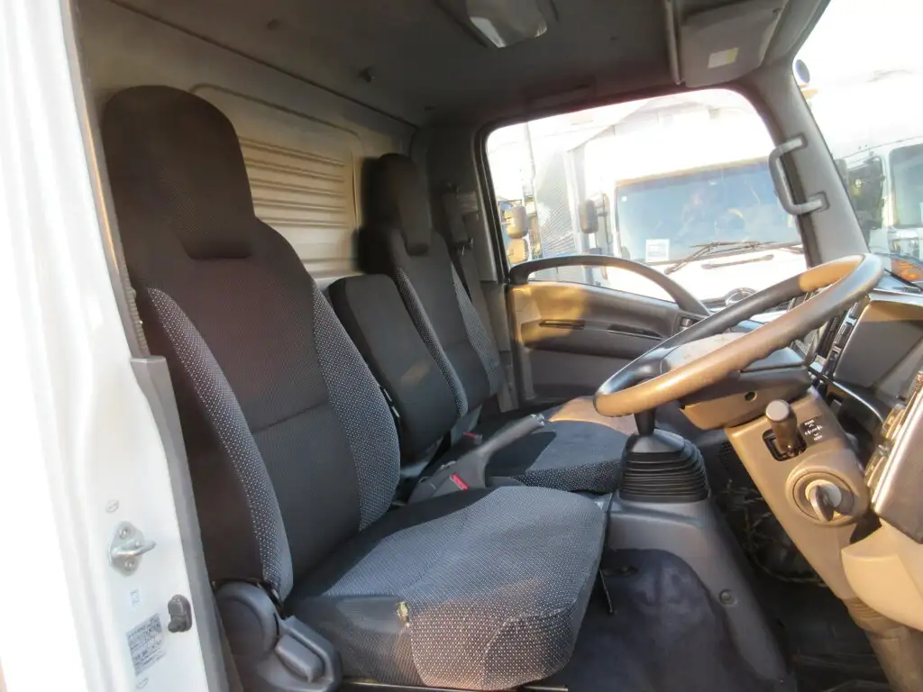 いすゞ エルフ 小型 アルミバン パワーゲート カスタムの中古トラック画像12