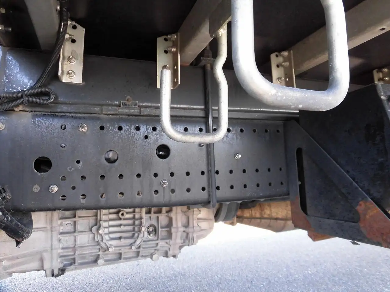 いすゞ フォワード 中型/増トン アルミバン パワーゲート TKG-FRR90S2の中古トラック画像18