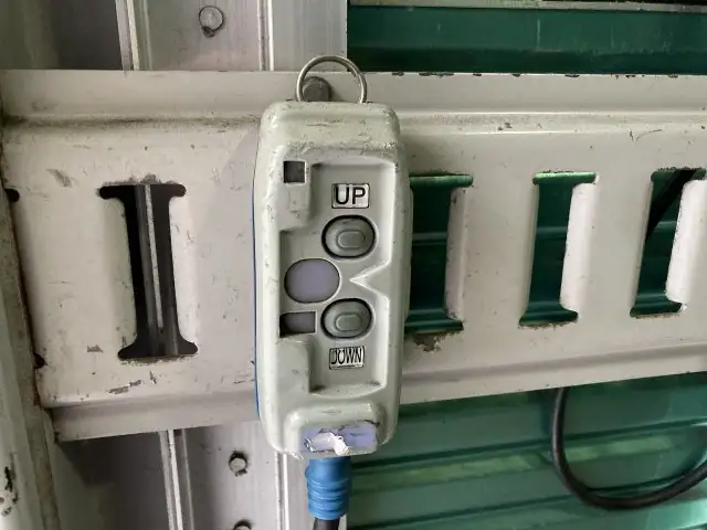 いすゞ エルフ 小型 アルミバン パワーゲート BKG-NPR85ANの中古トラック画像9