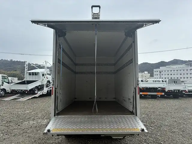 いすゞ エルフ 小型 アルミバン TKG-NHR85AN H26の中古トラック画像6