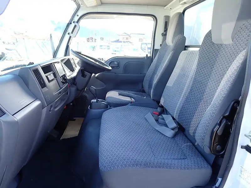 いすゞ エルフ 小型 アルミバン サイドドア 3枚観音の中古トラック画像11