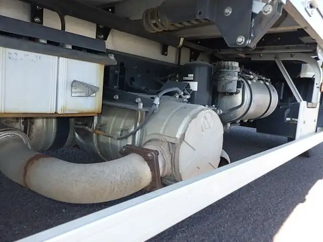 三菱 ファイター 中型/増トン ウイング エアサス ベッドの中古トラック画像16